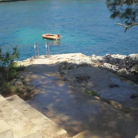 Sea Frontline 'ernesto'. Pool. Wifi Apartment Santanyi