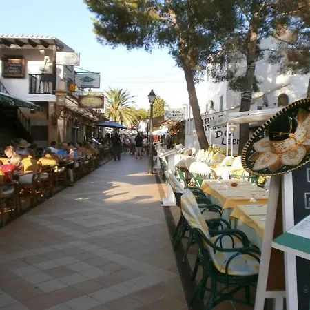 Apartamento Sea Frontline 'ernesto'. Pool. Wifi *