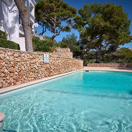 Lägenhet Sea Frontline 'ernesto'. Pool. Wifi